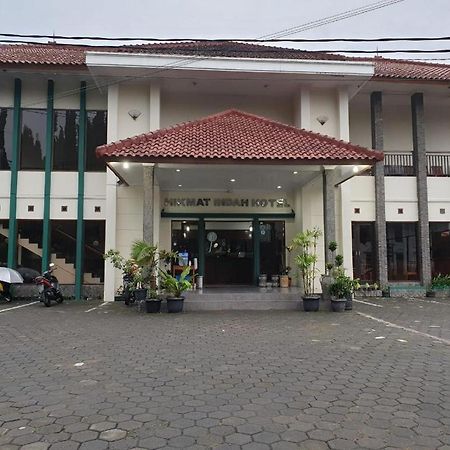 Hotel Hikmat Indah Bandung Exterior photo